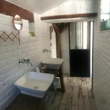 Cap Maisonette Avec Piscine Privative Апартаменти *
